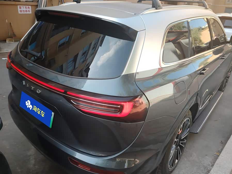 AITO M7 2024 1.5T AWD Plus 5-Seater undefined