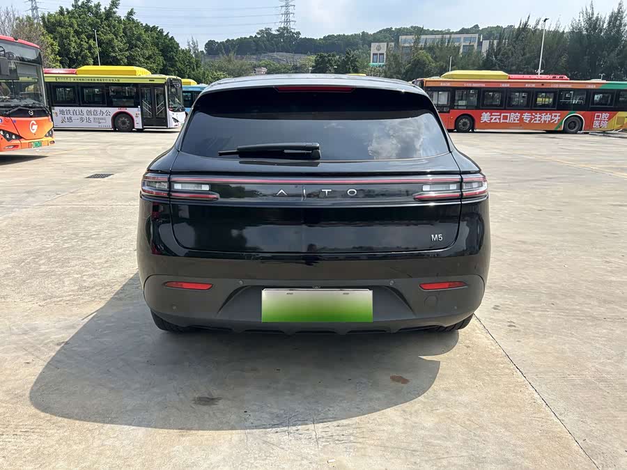 AITO M5 2022 Extended-Range AWD Performance Edition undefined